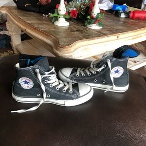 Converse all-star high tops size 2